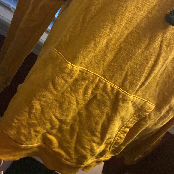 ON FIRE PULLOVER - Picture 3 of 5